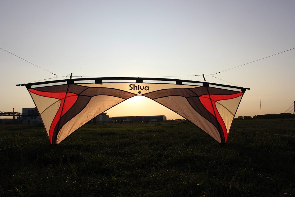 Spiderkites Amigo DC 1.35 Trainerkite + Bar - Voor Het Hele Gezin